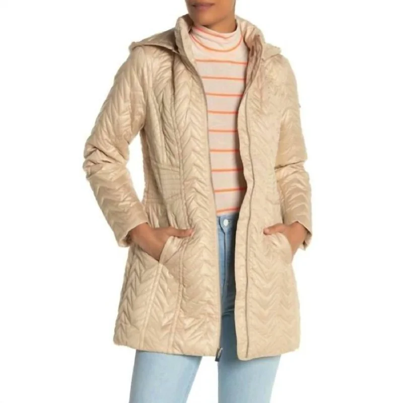 women's warm fleece coats -Zigzag Quilted Mid-Length Detachable Hood Puffer Jacket In Beige