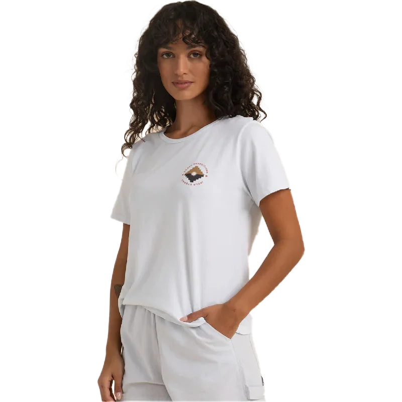 women's sheer tops -Women's Isola Eterna Everyday Tee