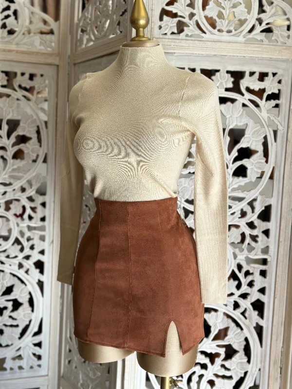 stylish yoga leggings for women -Copper Slit Suede Mini Skirt